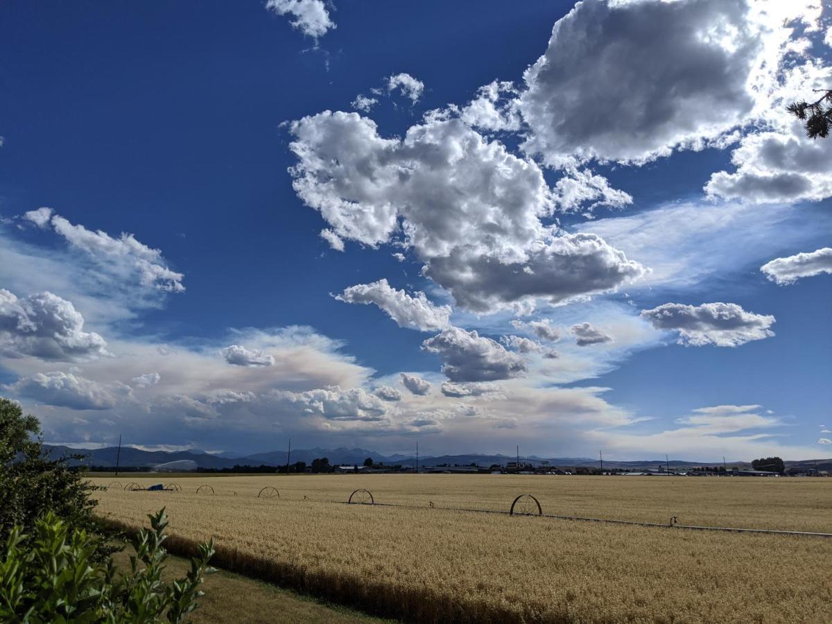 Villa Epic Sunsets In Bozeman - Wonderful View Extérieur photo