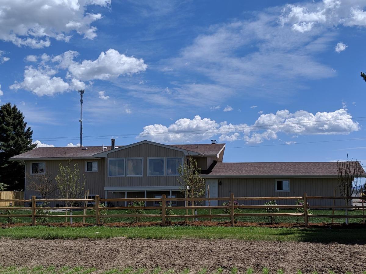 Villa Epic Sunsets In Bozeman - Wonderful View Extérieur photo
